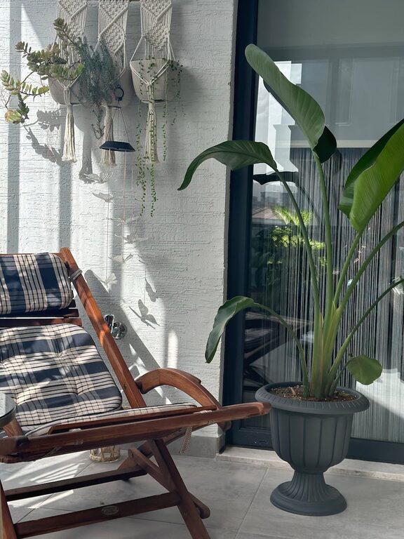 How to Make a Small Balcony Feel Cozy and Inviting